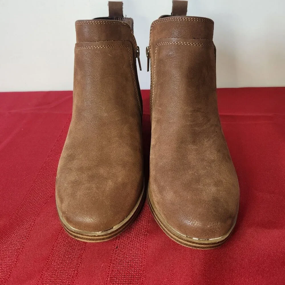 MIA Paola Cognac Brushed Ankle Boots Womens Size 9 M Chelsea Booties MH1537MM